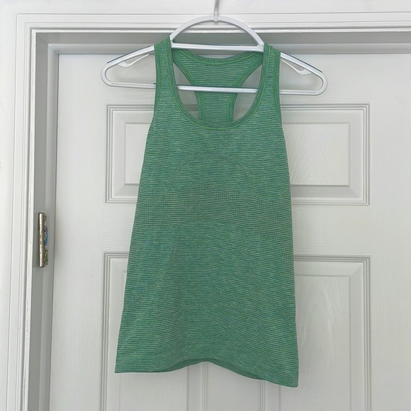 LULULEMON 2for1, size 6 Swiftly Tech Racerback Tank Tops - Picture 1 of 5